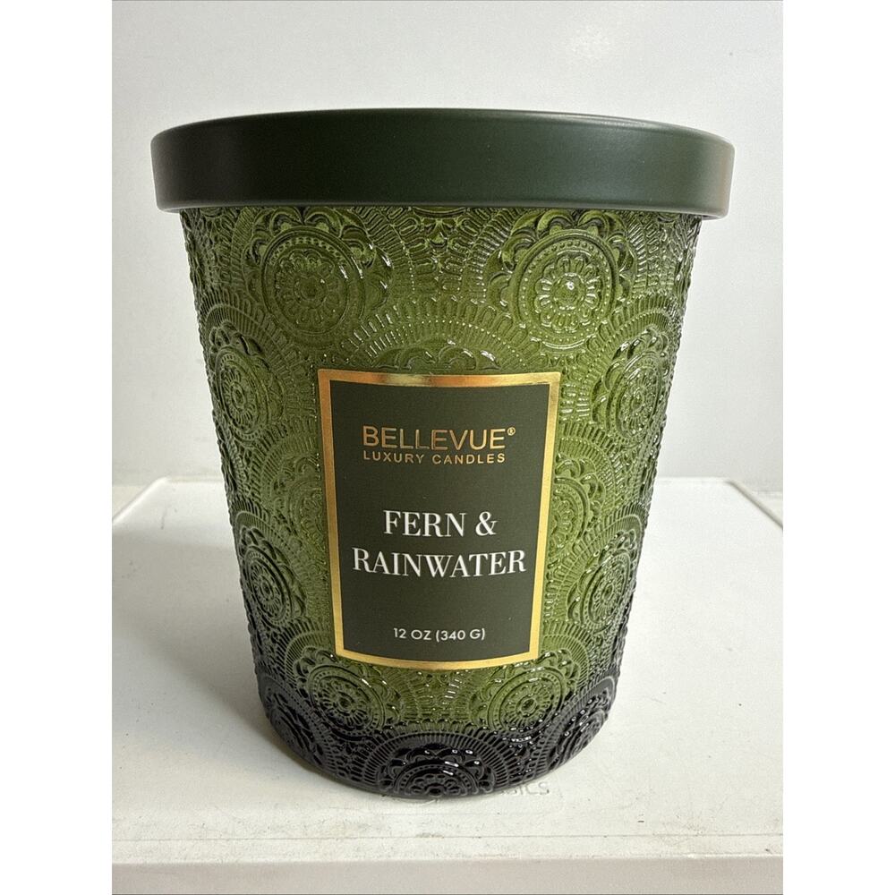 Bellevue Luxury Candle 12 Oz Fern & Rainwater. Set of 1